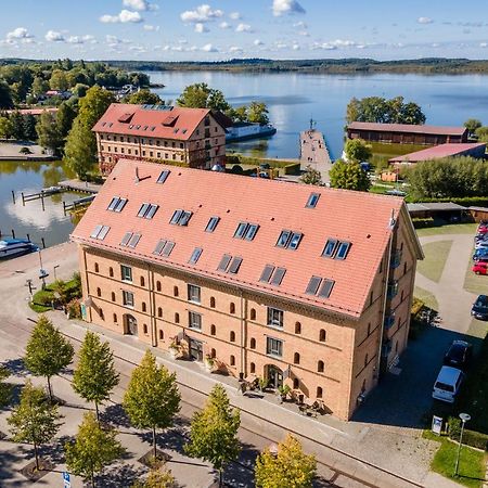 Hotel Alter Kornspeicher Нойштрелиц Экстерьер фото